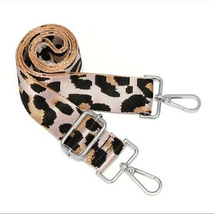 🐆 NWOT! Leopard Crossbody/Shoulder Replacement Silver Hardware Strap
